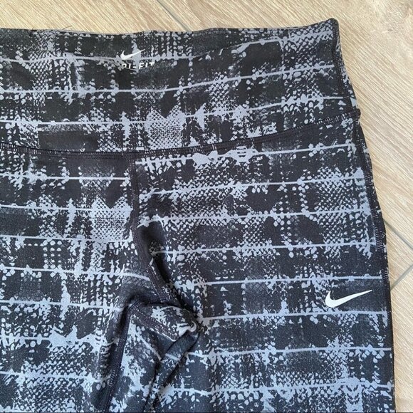 Nike Epic Run Print Full Length Running Tights - Picture 6 of 16